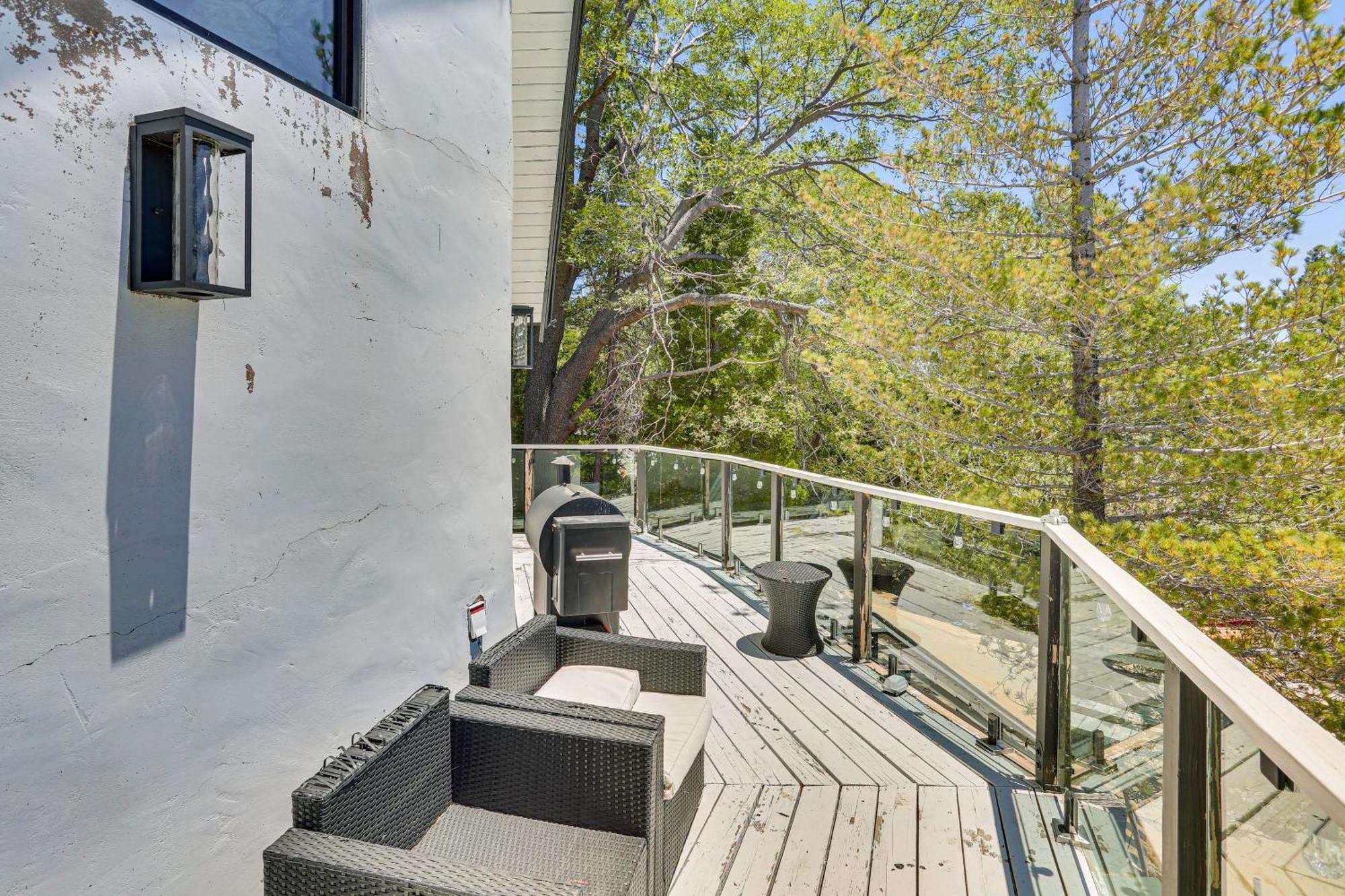 Lake Arrowhead Cabin With Hot Tub And Mountain Views! מראה חיצוני תמונה